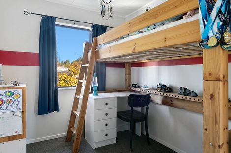 Photo of property in 11 Ward Place, Richmond Heights, Taupo, 3330