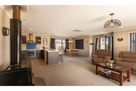 Photo of property in 15 Greenfield Place, Twizel, 7901
