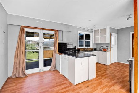 Photo of property in 17 Tuke Street, Normanby, Hawera, 4614