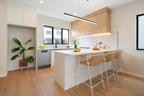 Photo of property in 6 Greenbrier Street, Westgate, 0814