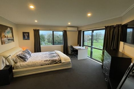 Photo of property in 326 Paraite Road, Paraite, New Plymouth, 4373