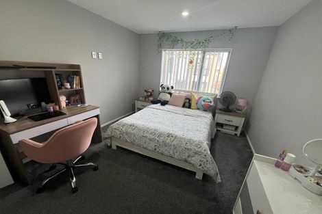 Photo of property in 73 Marendellas Drive, Bucklands Beach, Auckland, 2014