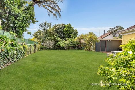 Photo of property in 174 Cook Street, West End, Palmerston North, 4410