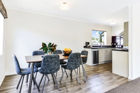 Photo of property in 4a Saint Lukes Place, Bader, Hamilton, 3206