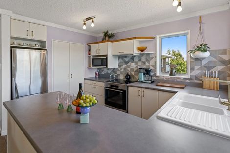 Photo of property in 4 Crownhill Street, Spotswood, New Plymouth, 4310