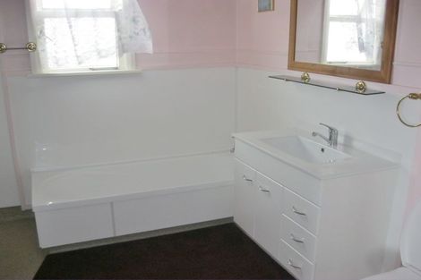 Photo of property in 99 South Road, Solway, Masterton, 5810