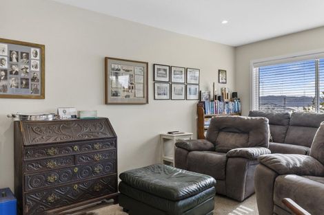 Photo of property in 24 Rainbow Drive, Rainbow Point, Taupo, 3330