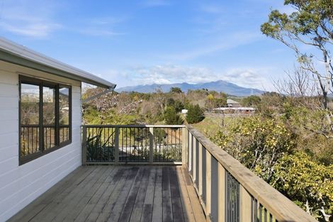 Photo of property in 17a Saint Ives Grove, Whalers Gate, New Plymouth, 4310