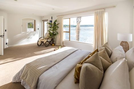 Photo of property in 6 Shepherds Road, Papakura, 2110