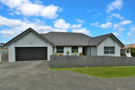 Photo of property in 119 Alec Craig Way, Gulf Harbour, Whangaparaoa, 0930