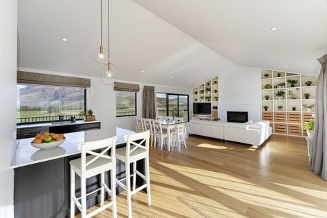 Photo of property in 77 Jacks Point Rise, Jacks Point, Queenstown, 9371
