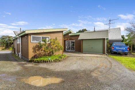 Photo of property in 20 Simcox Street, Otaki Beach, Otaki, 5512