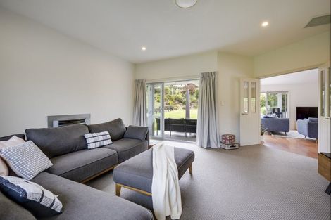 Photo of property in 143 Kent Terrace, Taradale, Napier, 4112