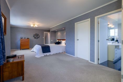 Photo of property in 225 Hoeka Road, Matangi, Hamilton, 3284