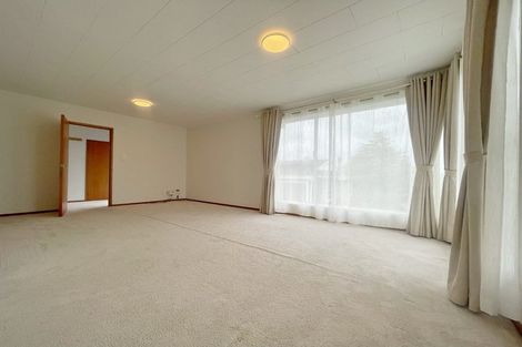 Photo of property in 84 Sycamore Drive, Sunnynook, Auckland, 0620