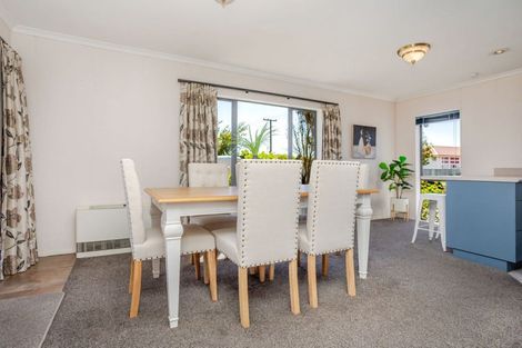 Photo of property in 19 King Street, Dannevirke, 4930