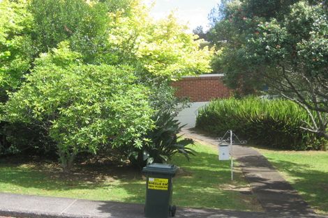 Photo of property in 16c Arahia Street, Northcote, Auckland, 0627