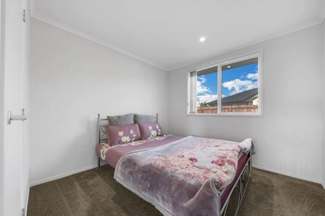 Photo of property in 16 Gibboney Place, Pokeno, 2402