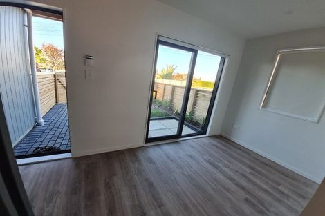 Photo of property in 2/43 Ranui Avenue, Ranui, Auckland, 0612