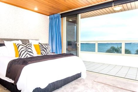 Photo of property in 96 Tindalls Bay Road, Tindalls Beach, Whangaparaoa, 0930