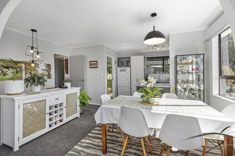 Photo of property in 5 Tikati View, Titahi Bay, Porirua, 5022