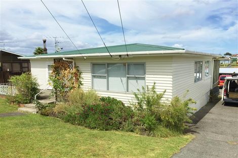 Photo of property in 16 Puriri Road, Manurewa, Auckland, 2102