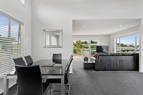 Photo of property in 3b Isobel Street, Acacia Bay, Taupo, 3330