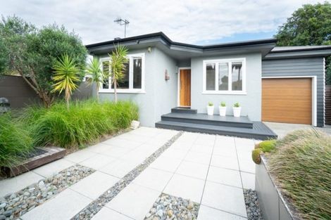 Photo of property in 4 Stirling Crescent, Hokowhitu, Palmerston North, 4410