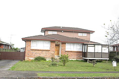 Photo of property in 17 Mandarin Place, Half Moon Bay, Auckland, 2012