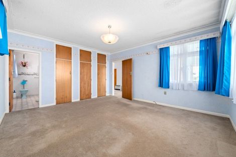 Photo of property in 42 Forest Lake Road, Forest Lake, Hamilton, 3200