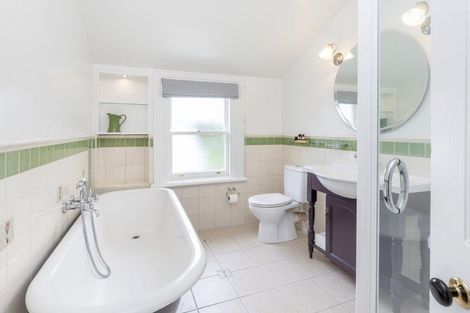 Photo of property in 172 Blighs Road, Strowan, Christchurch, 8052