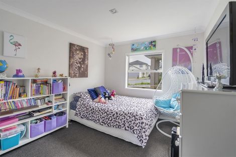 Photo of property in 87 Maylee Crescent, Gulf Harbour, Whangaparaoa, 0930