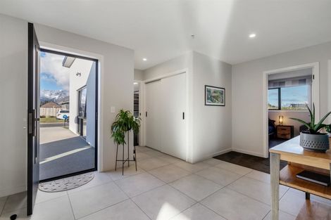 Photo of property in 6 Pennycook Place, Lake Hawea, Wanaka, 9382