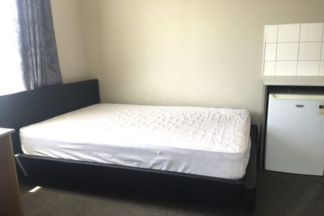 Photo of property in 17 Suffolk Street, Phillipstown, Christchurch, 8011