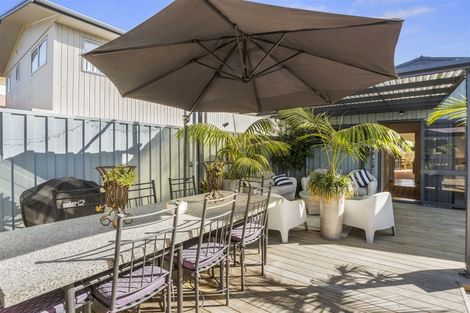 Photo of property in 17 Brighton Road, Waihi Beach, 3611