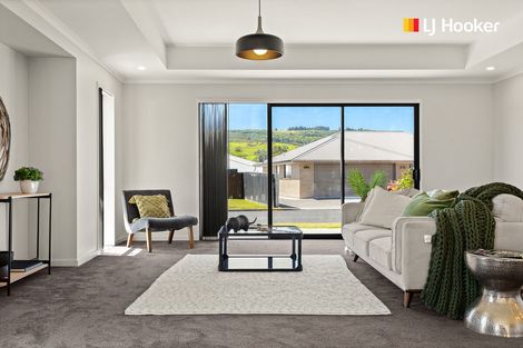 Photo of property in 5 Tate Crescent, Green Island, Dunedin, 9018