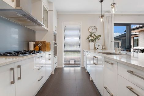 Photo of property in 54 Norfolk Drive, Cambridge, 3434