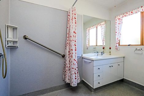 Photo of property in 3/508 Saint Aubyn, Hastings, 4122