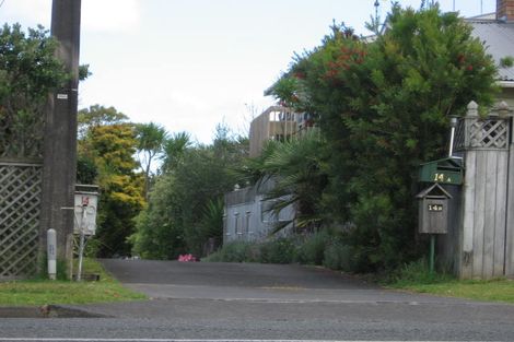 Photo of property in 14a Kowhai Road, Campbells Bay, Auckland, 0630