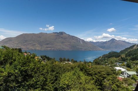 Photo of property in 20 Dart Place, Fernhill, Queenstown, 9300