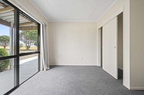 Photo of property in 986 Tinopai Road, Tinopai, Matakohe, 0593