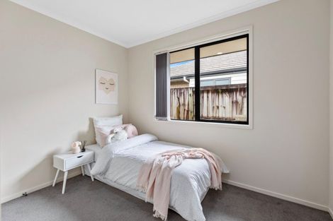 Photo of property in 35 Golden Sands Drive, Papamoa Beach, Papamoa, 3118