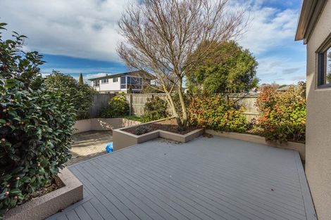 Photo of property in 21 Craven Street, Sockburn, Christchurch, 8042