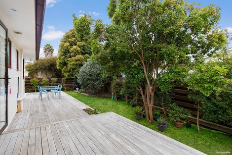 Photo of property in 1/280 Bucklands Beach Road, Bucklands Beach, Auckland, 2012