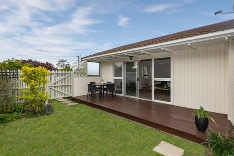 Photo of property in 8 Erin Crescent, Mairehau, Christchurch, 8013