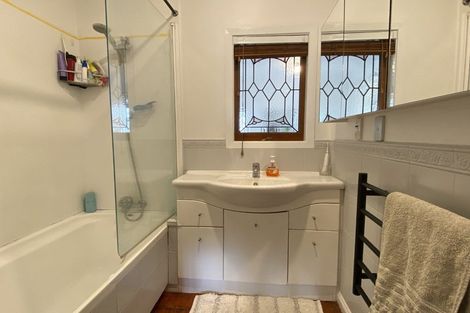 Photo of property in 12 Parkview Place, Pakuranga, Auckland, 2010