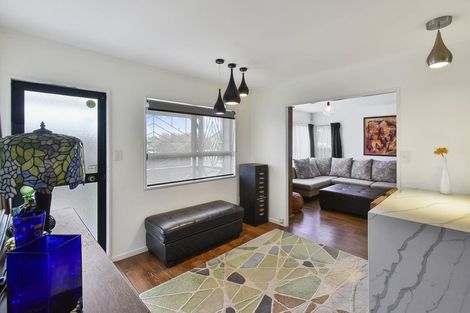 Photo of property in 1/8 Kimdale Place, Totara Heights, Auckland, 2105