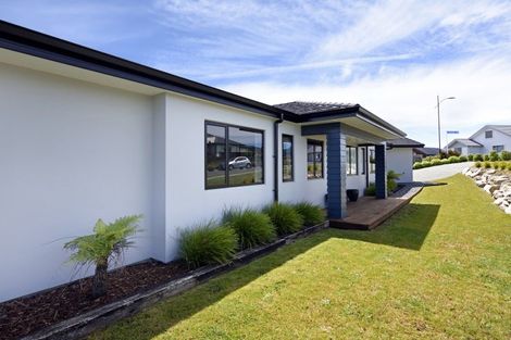 Photo of property in 50 Katania Heights, Brightwater, 7022