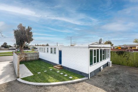 Photo of property in 704 Pioneer Highway, Takaro, Palmerston North, 4412