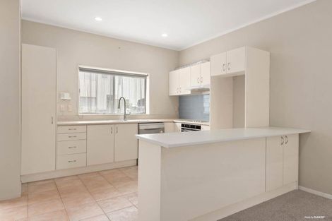 Photo of property in 3 Vitex Lane, Henderson, Auckland, 0612